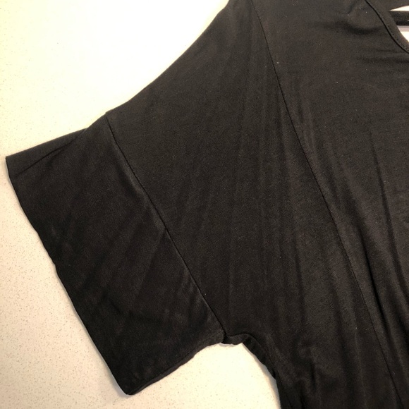 EUC - Casual Ladies Top - Picture 3 of 5